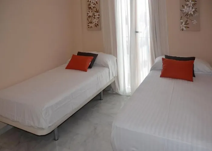 Casa Patio Palmeras 7 Y 8 *