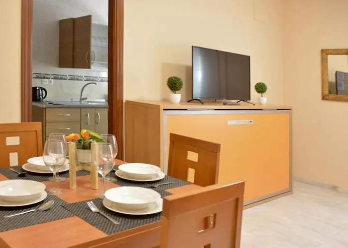 Casa Patio Palmeras 7 Y 8 *